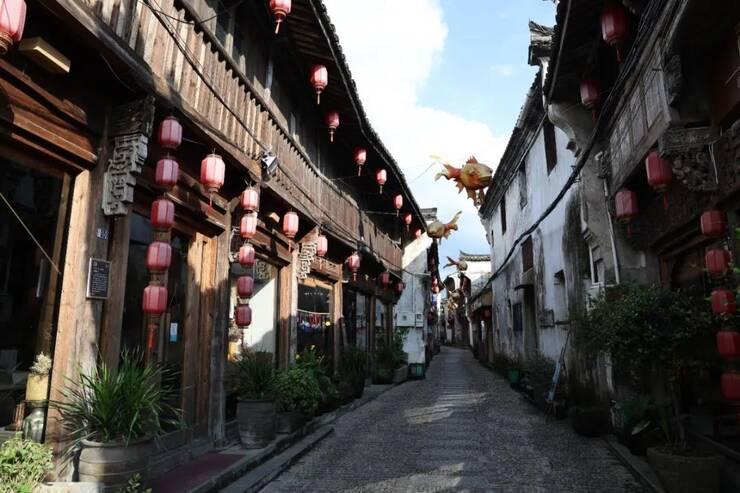 发现未知冷知识,尽在异地恋为什么通常是女生先提出分手?!